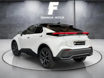 Toyota C-HR 2025 · foto 14