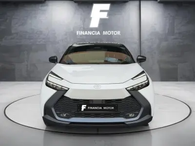 Toyota C-HR 2025 · foto 3