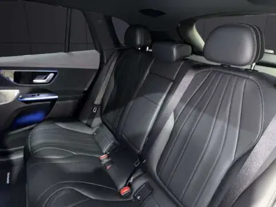 Mercedes-Benz EQE 2023 · foto 15