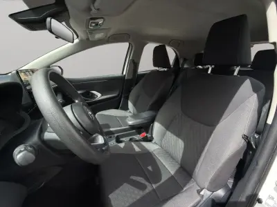 Toyota Yaris 2024 · foto 8