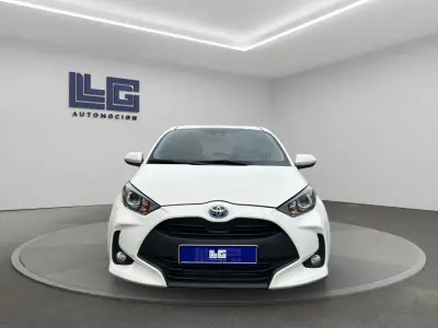 Toyota Yaris 2024 · foto 2