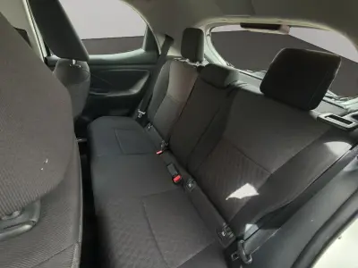 Toyota Yaris 2024 · foto 13