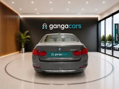 BMW Serie 3 2012 · foto 4