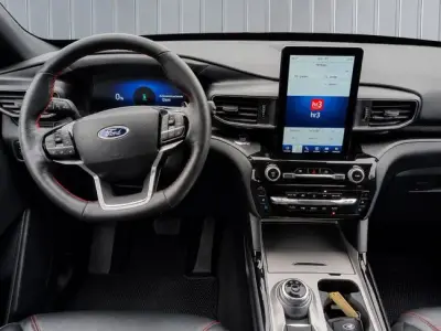 Ford Explorer 2022 · foto 13