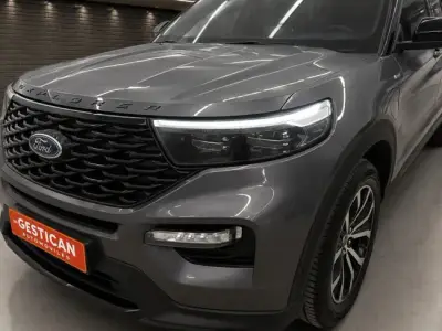 Ford Explorer 2022 · foto 4
