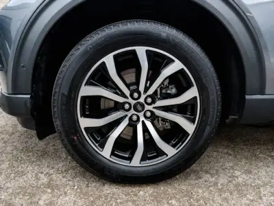 Ford Explorer 2022 · foto 5
