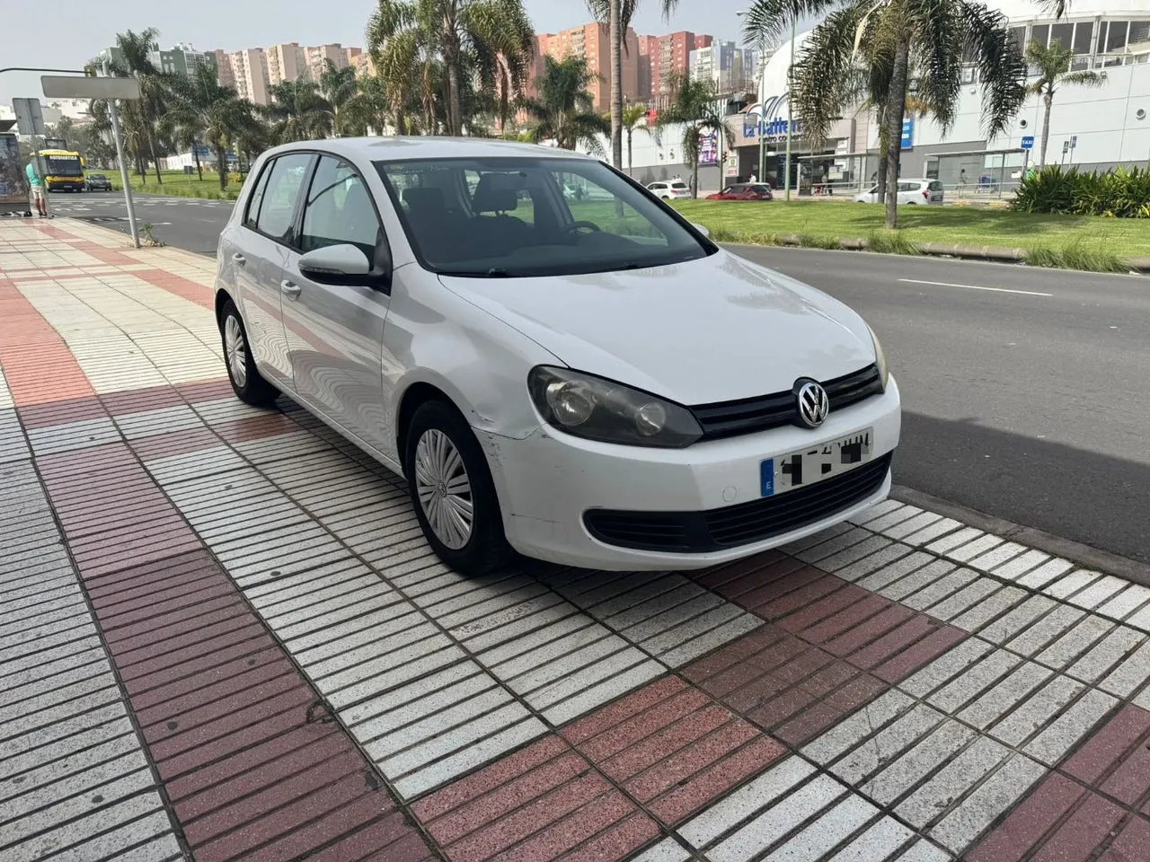 Volkswagen Golf 2011 en Gran Canaria · CEC