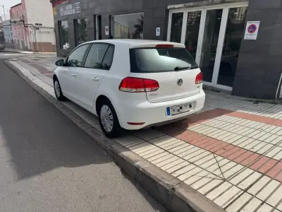 Volkswagen Golf 2011 · foto 6