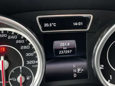Mercedes-Benz Clase GL 2014 · foto 15