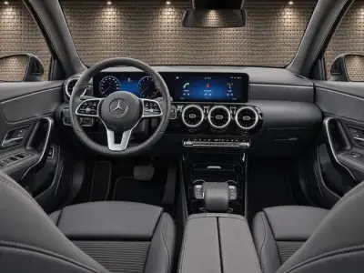 Mercedes-Benz Clase A 2023 · foto 10