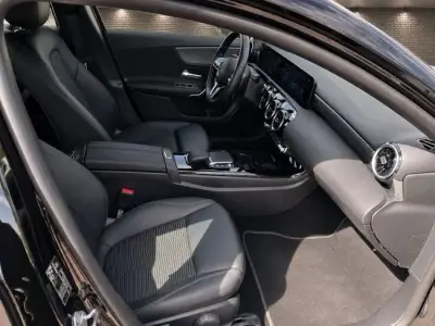 Mercedes-Benz Clase A 2023 · foto 9