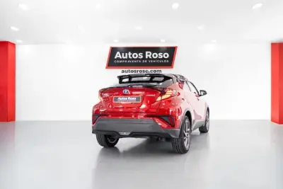 Toyota C-HR 2022 · foto 3
