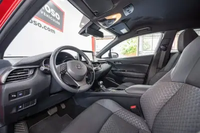Toyota C-HR 2022 · foto 4