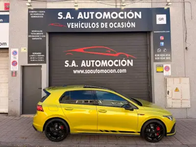 Volkswagen Golf GTI 2023 · foto 2