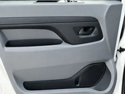 Opel Vivaro 2022 · foto 17