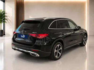 Mercedes-Benz GLC 2024 · foto 3