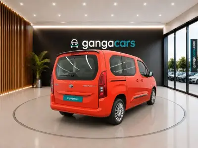 Toyota Proace City 2024 · foto 3
