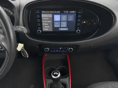 Toyota Aygo X 2023 · foto 16