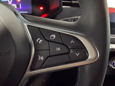 Renault Captur 2023 · foto 9