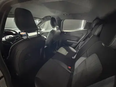 Renault Captur 2023 · foto 13