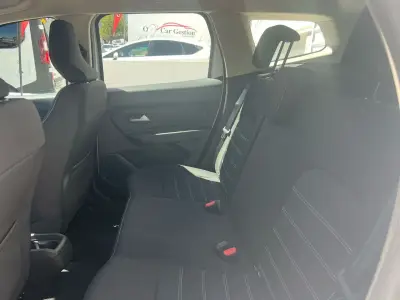 Dacia Duster 2024 · foto 10