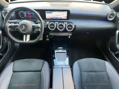 Mercedes-Benz Clase A 2026 · foto 10