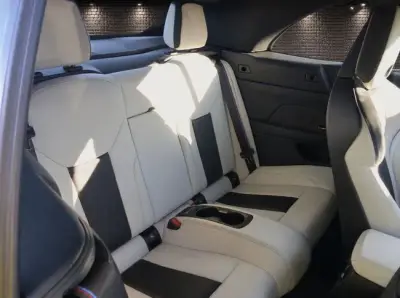 BMW M4 2024 · foto 17