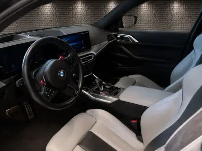 BMW M4 2024 · foto 11