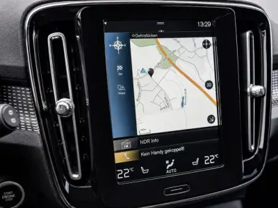 Volvo XC40 2021 · foto 10