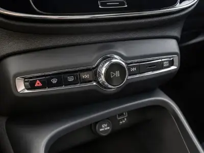 Volvo XC40 2021 · foto 11