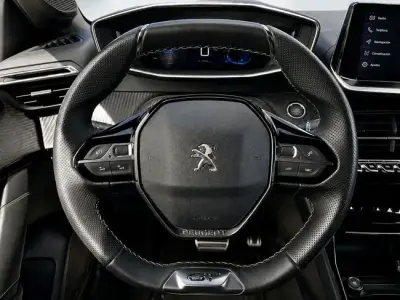 Peugeot 208 2021 · foto 9