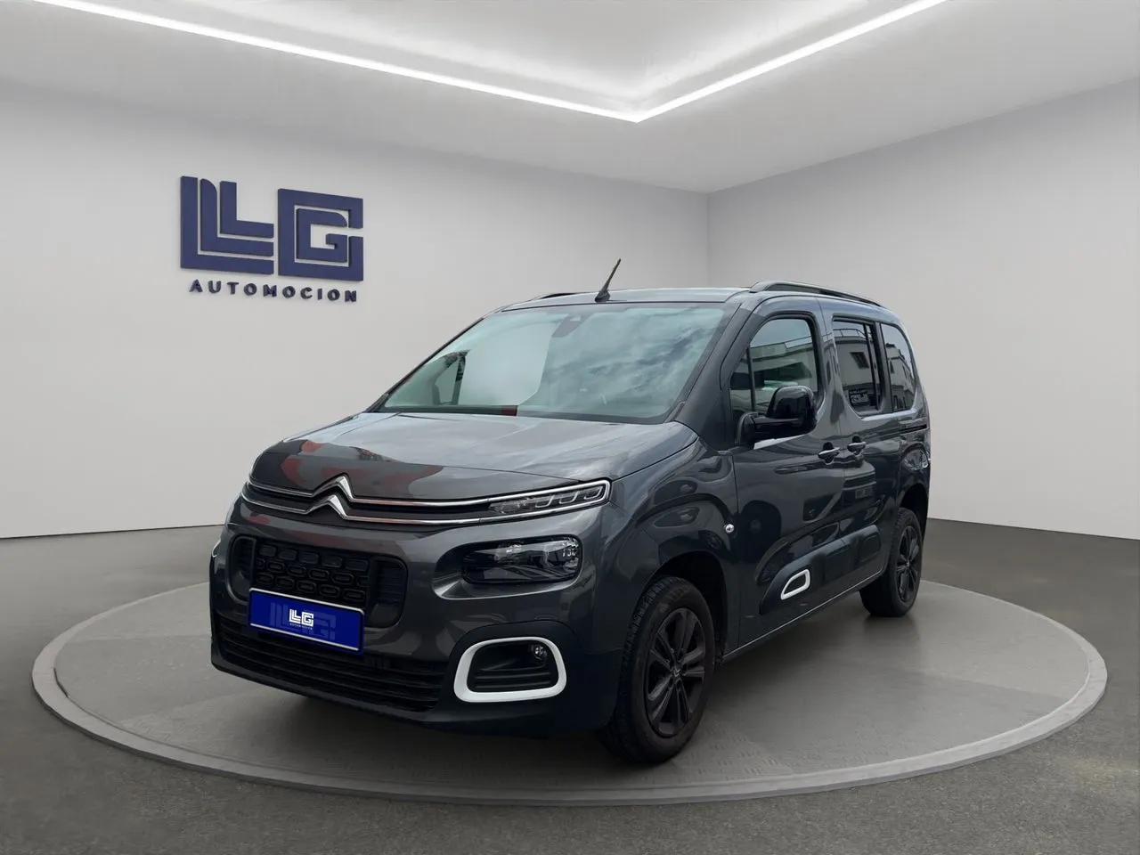 Citroën Berlingo 2024 en 3 islas · CEC