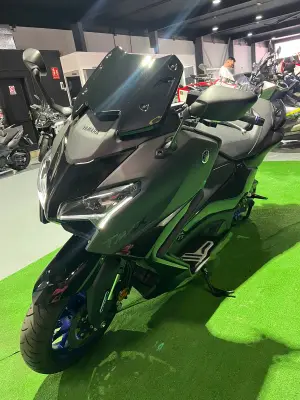 YAMAHA TMAX 560 2025 · foto 6