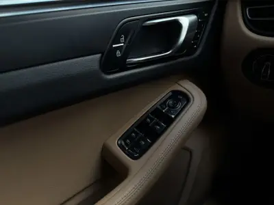 Porsche Macan 2023 · foto 14