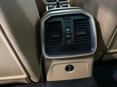 Porsche Macan 2023 · foto 20