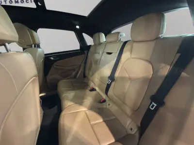 Porsche Macan 2023 · foto 16