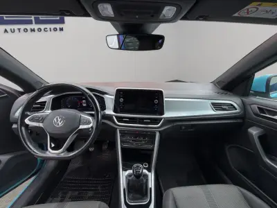 Volkswagen T-Roc 2022 · foto 17