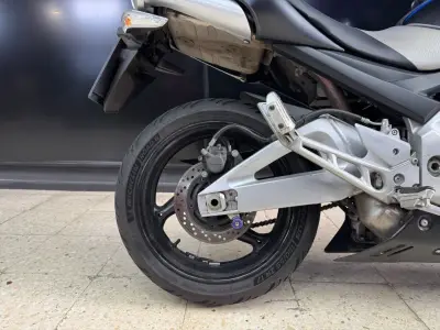 Suzuki GSR 600 2008 · foto 7