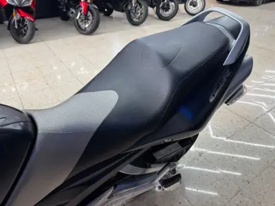 Suzuki GSR 600 2008 · foto 5