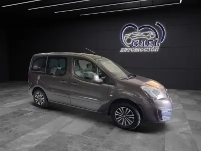 Peugeot Partner 2017 · foto 3