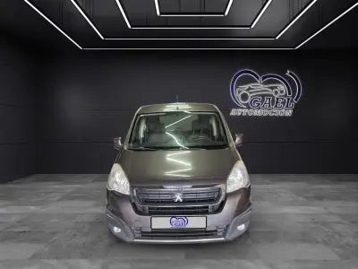 Peugeot Partner 2017 · foto 2