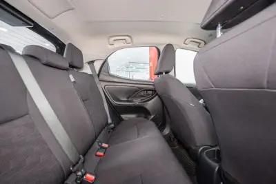 Toyota Yaris 2024 · foto 7