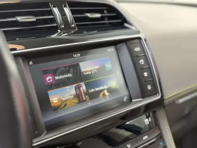 Jaguar F-Pace 2017 · foto 4