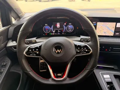 Volkswagen Golf GTI 2022 · foto 6