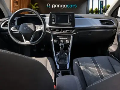 Volkswagen T-Roc 2023 · foto 8