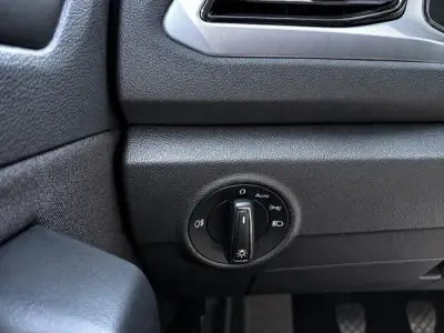 Volkswagen T-Roc 2023 · foto 10