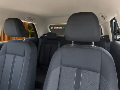 Volkswagen T-Roc 2023 · foto 11