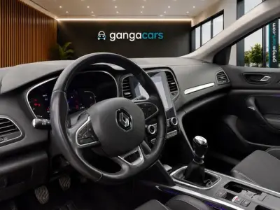 Renault Megane 2024 · foto 8