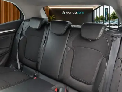 Renault Megane 2024 · foto 11