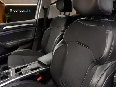 Renault Megane 2024 · foto 10